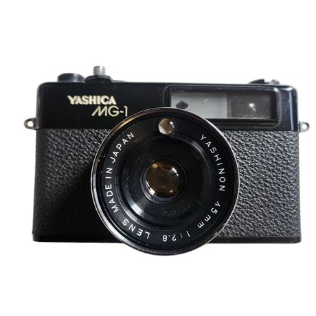 Vintage c1975 Yashica MG-1 35mm rangefinder camera + Yashinon 	1.28/45 lens GC