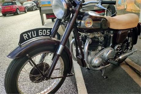 1955 Ariel Huntmaster ALL VARIANTS. Restored. Great Classic Bike.