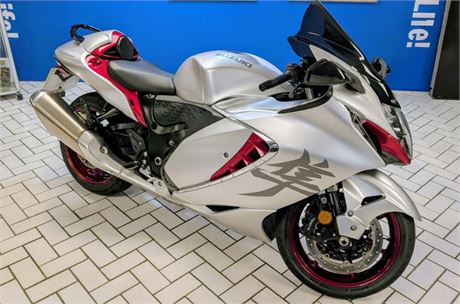 Suzuki GSX1300R HAYABUSA 1300