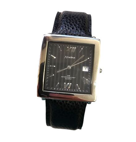 Vintage Amadeus AM00145 Gents wristwatch quartz movement GC