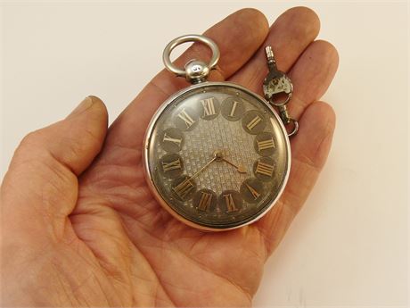 ANTIQUE c1800 SOLID SILVER VERGE GENTS POCKET WATCH BY HUNT YARMOUTH GWO