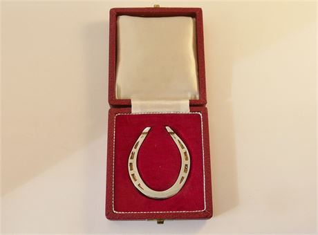 VINTAGE 1972 SOLID SILVER HORSE SHOE NAPKIN RING BY FRANCIS HOWARD BOXED